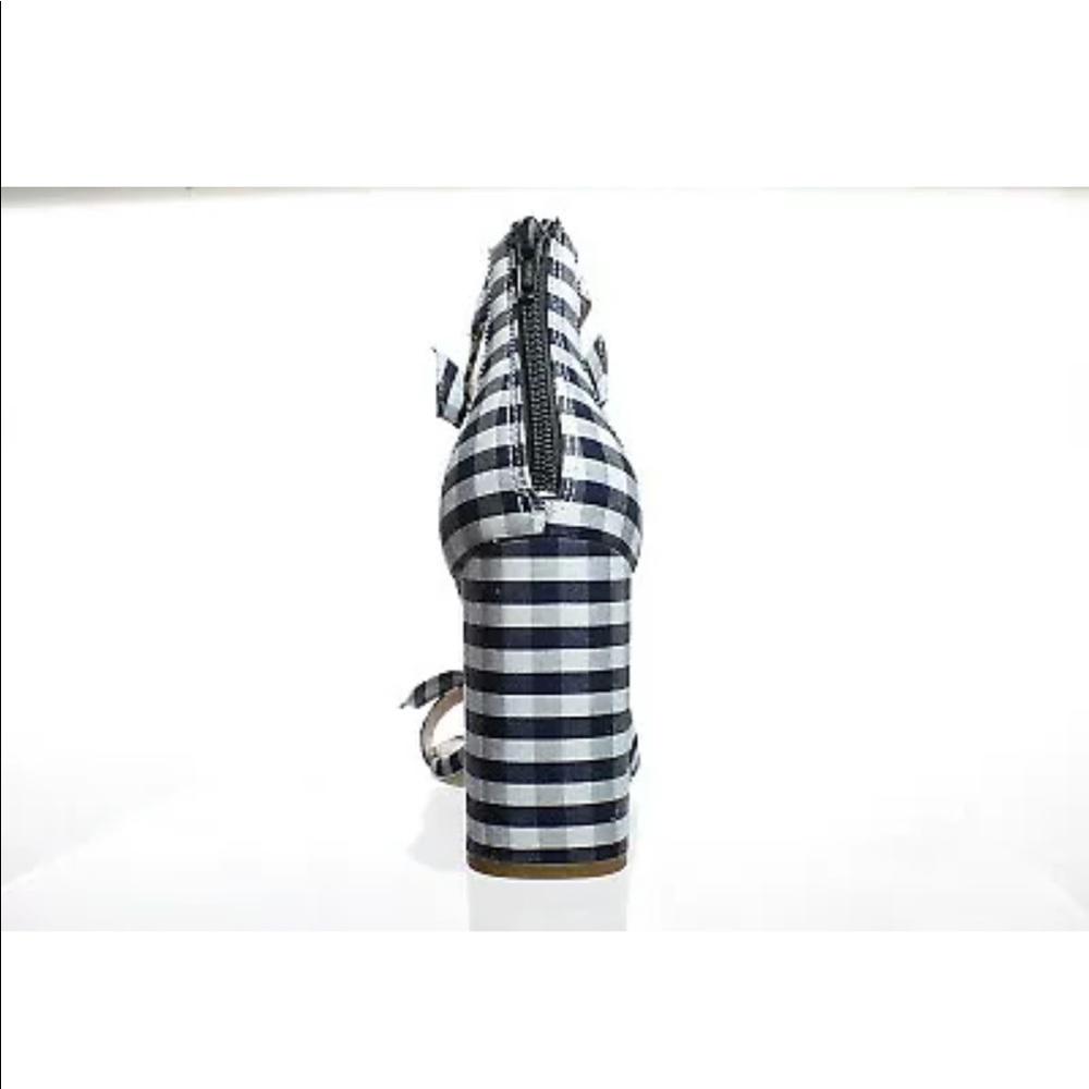 BCBG Faedra shoes size 8.5 - Picture 3 of 6